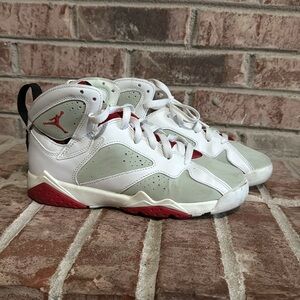 Kids Jordan 6 retro “Hare”  grade school size 6y